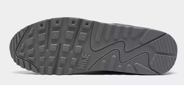 Новые оригинальные Nike Air Max 90 — размер 39