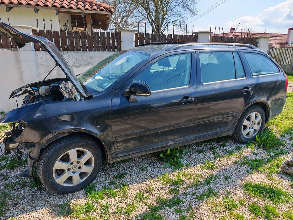 Skoda Octavia 2011 1.2tsi DSG на части цялата