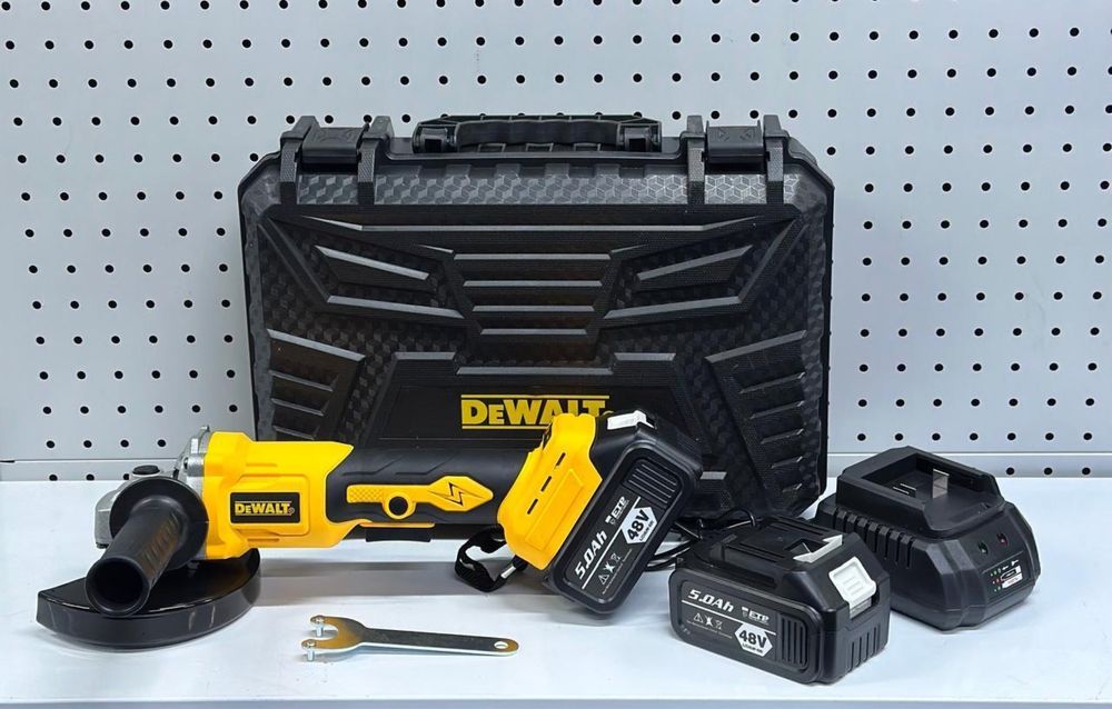 Балгарка Девальт Бош на батарейках 125∅ диск