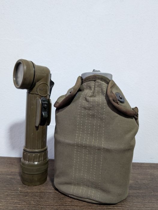 Set Militar Original US – Lanternă Fulton și Bidon Apă