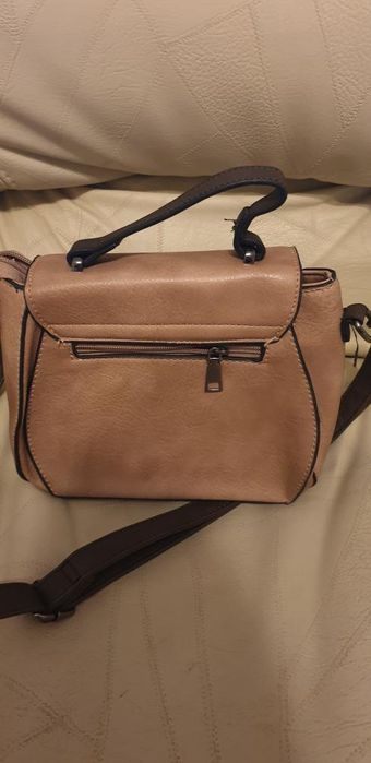 Нова дамска чанта