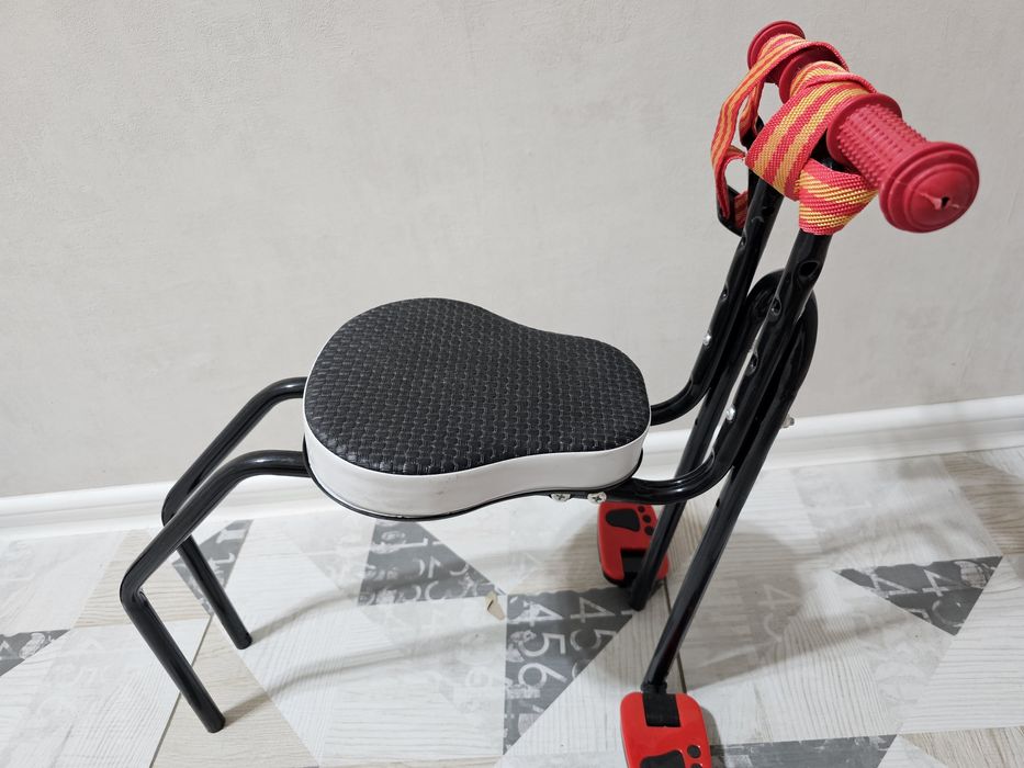 Продам детское велокресло