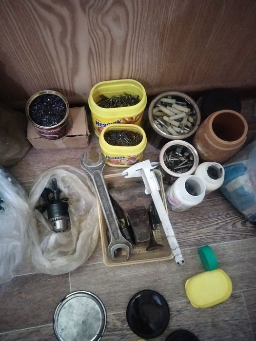 Продам разные хозяйственные инструменты
