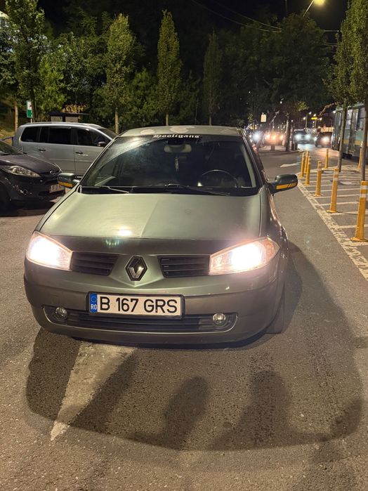 RENAULT Megane 2004