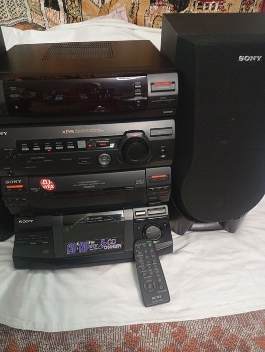 Radio caset Sony dublu autorevers cu 5Cd x85