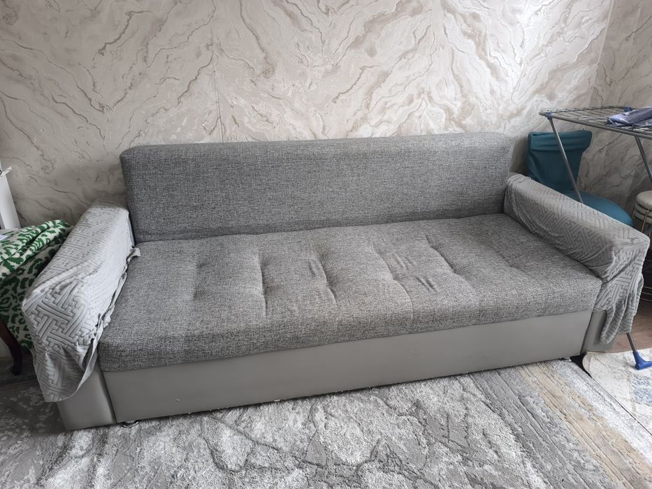 Диван продам длина 2 м