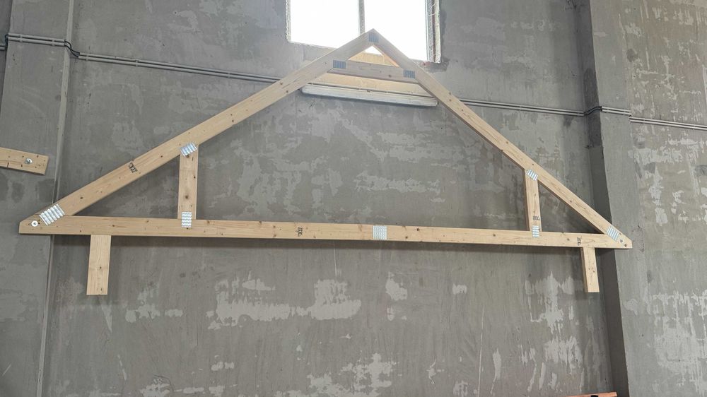 Ferme Prefabricate Acoperis cu Mansarda Deschisa,  Lemn Certificat C24