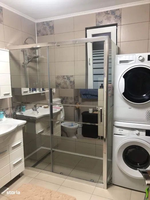 Apartament de vanzare 3 camere, bloc nou, zona linistita, Floresti