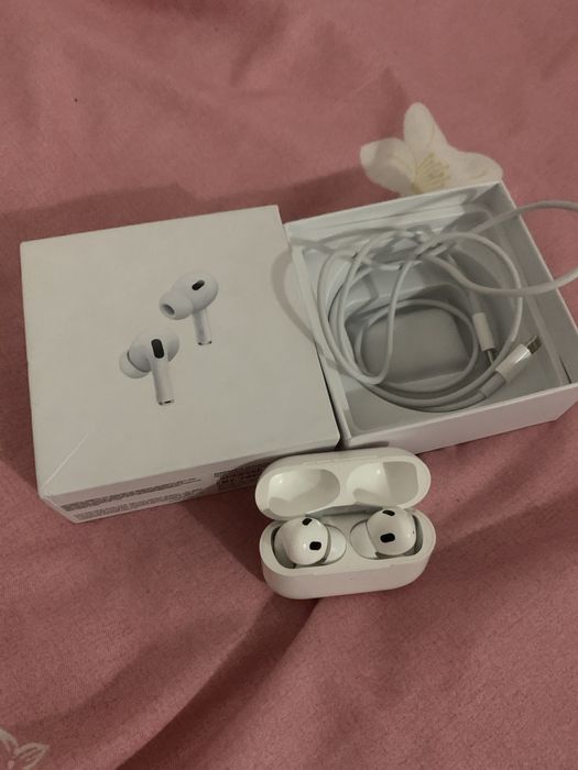 Air pods 2 pro продам