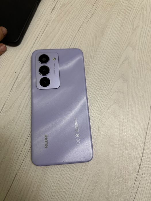 Продаю Redmi 15 на 128гб