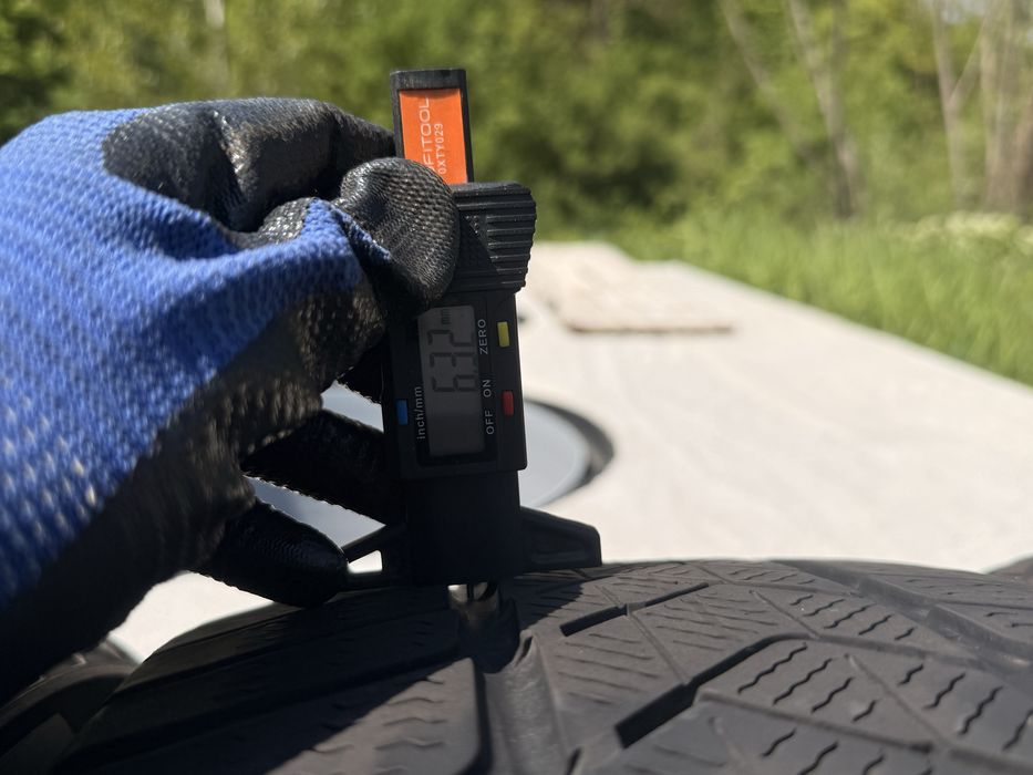 Всесезонни/зимни гуми 235/45/18 ДОТ:24 PIRELLI
