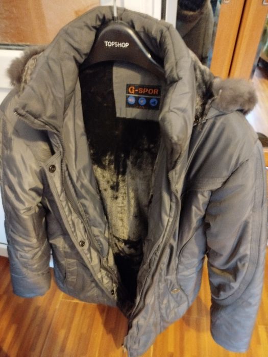 Geaca de fas îmblănita pe interior