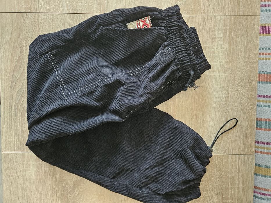 Панталон на българския бранд "Храбър"