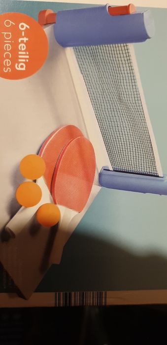 Комплект за тенис на маса(хилки,топчета и мрежа)-нов