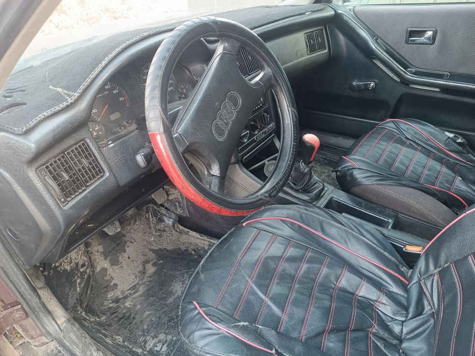 Продам Ауди 80 б4