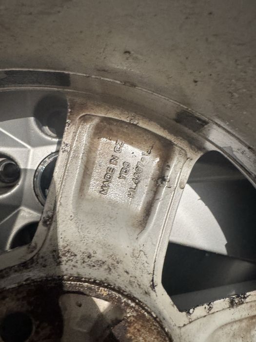 Диски 16 оригинал, 5/112 с резиной