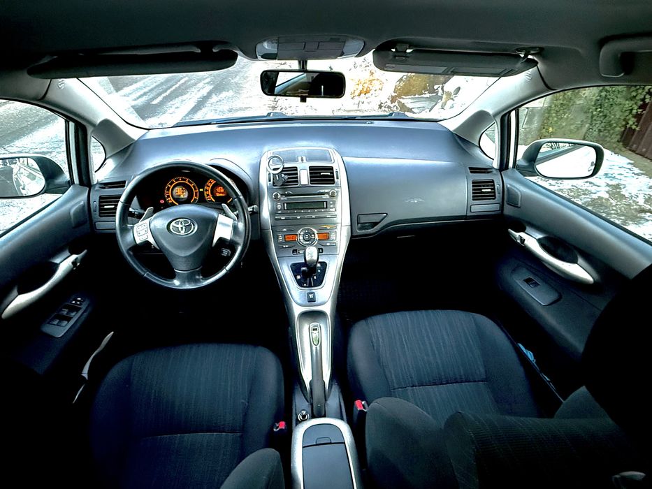 Toyota Auris 1.6 Automat