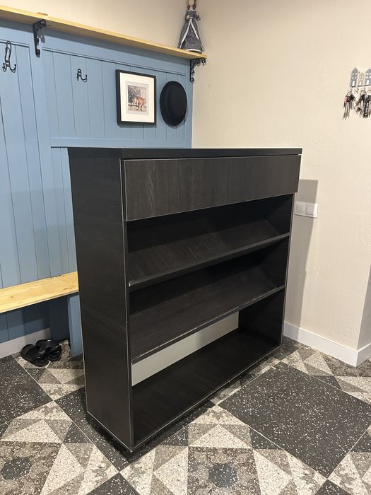 Продам обувницу с вешалкой