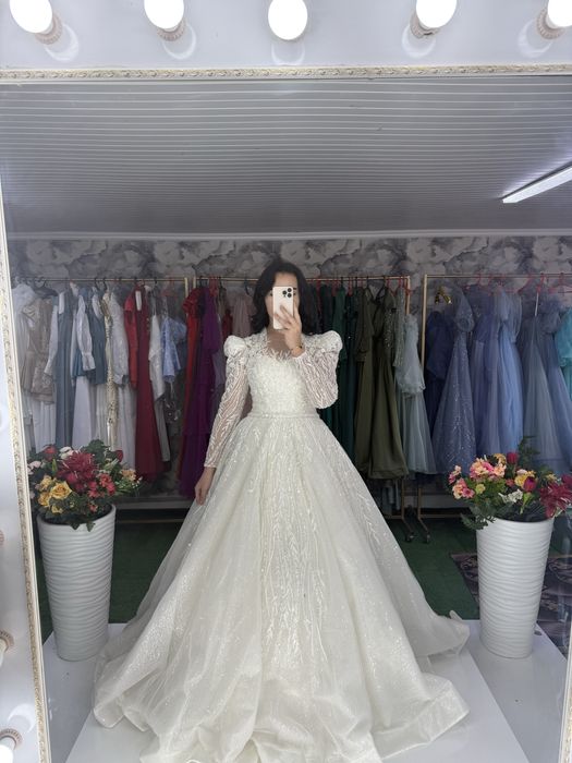 Свадебное платье