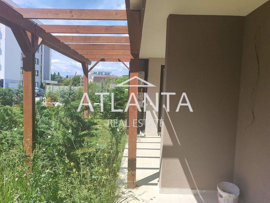 Продава се Тристаен апартамент в к.к. Св.Св. Константин и Елена - 77 кв.м за 3897 €/кв.м - Снимка #2