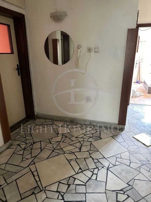 Продава се Четиристаен апартамент в Пловдив, Каменица 1 - 120 кв.м за 2250 €/кв.м - Снимка #6