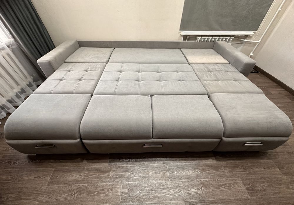 Большой диван (3.30 х 2.20)