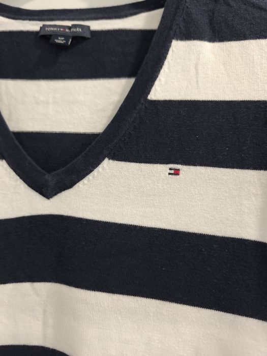 Tommy Hilfiger пуловер р-р ХС/С