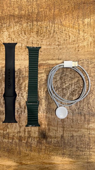 Bratari + cablu incarcare Apple Watch