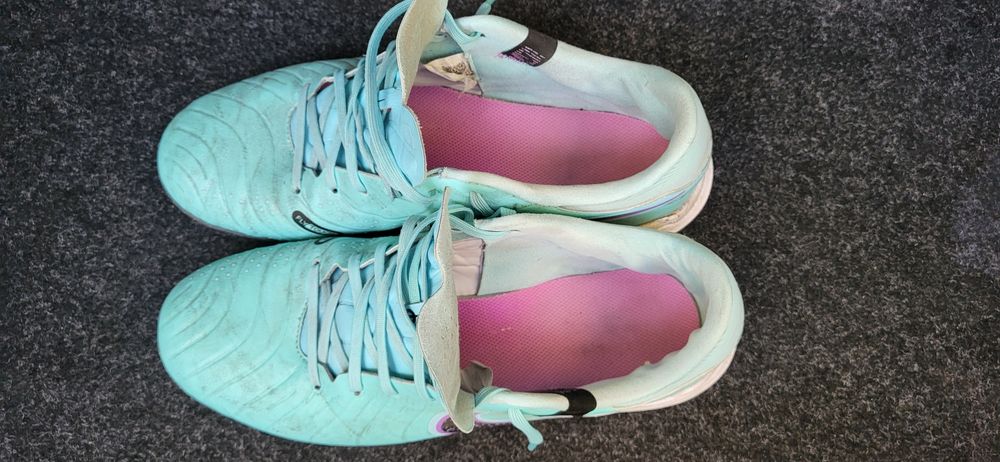 Adidasi Nike,marimea 42,5