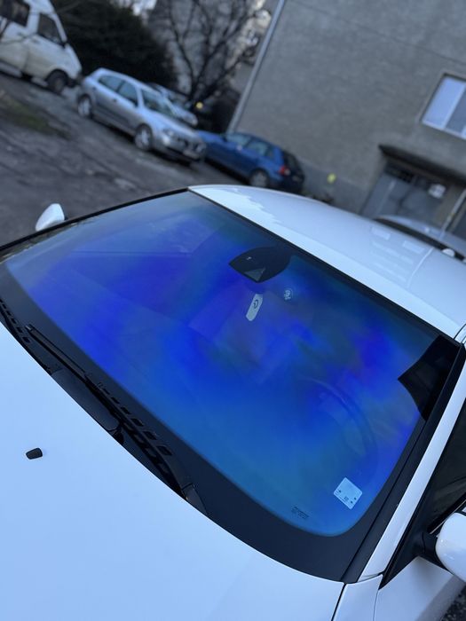 Хамелеоново фолио за челни стъкла 60% 70% 80%