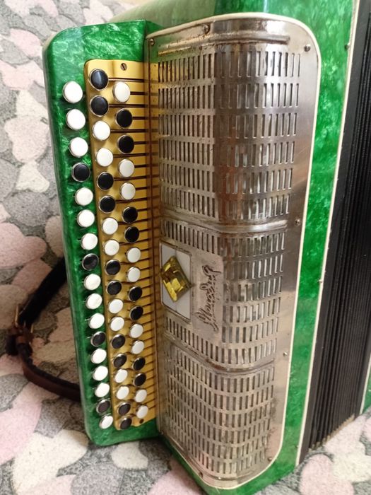 Продам баян баян