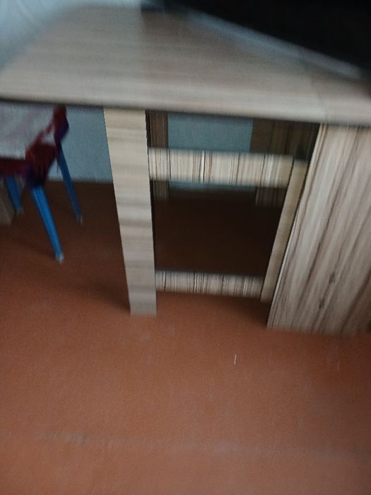 Продам стол,складнои.