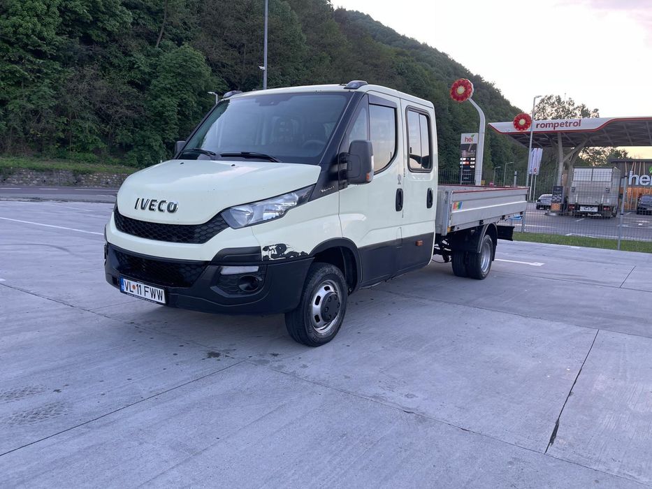Iveco dayli 3000 diseal  7 locuri ! an 2016 euro 6 Clima Carlig dublu spate