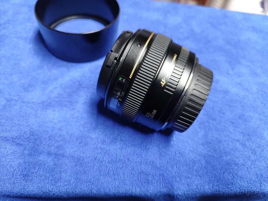 Объектив canon 50mm 1.4