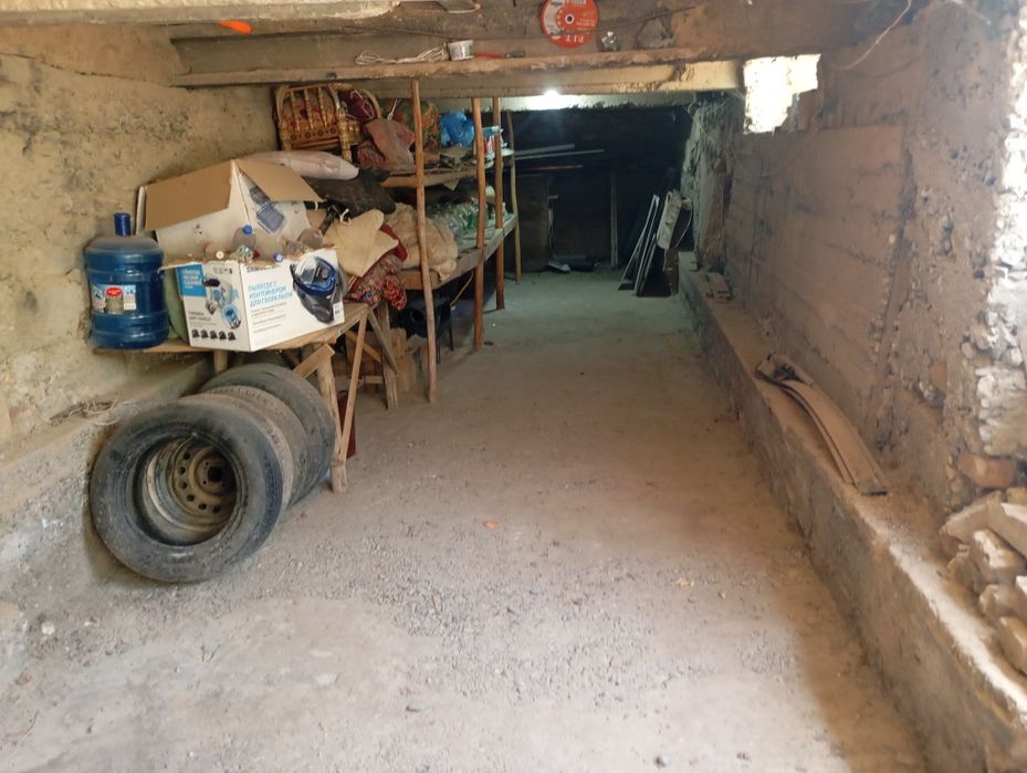 Ховли 8 сутик яшашга таййор ховли