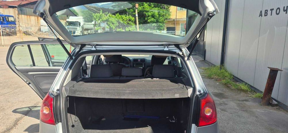 VW Golf V 1.6 FSI 115HP , BAG на части.Нов внос