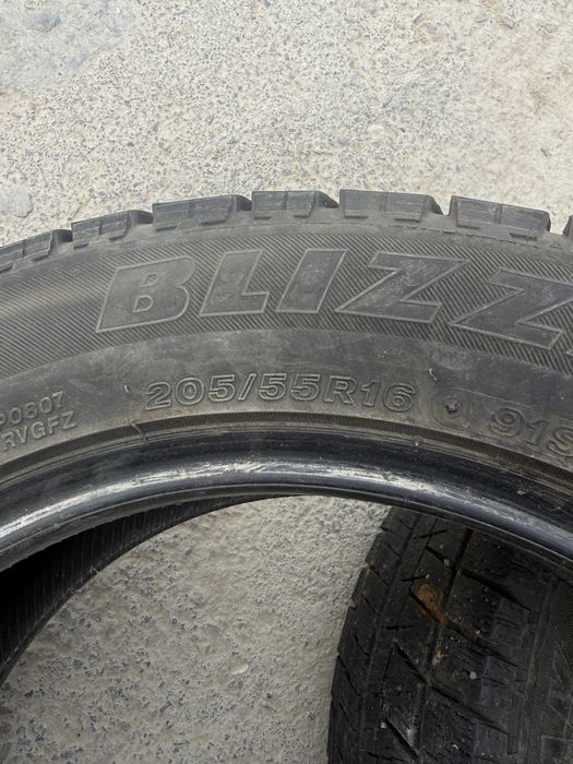 Шины зима 205/55R16