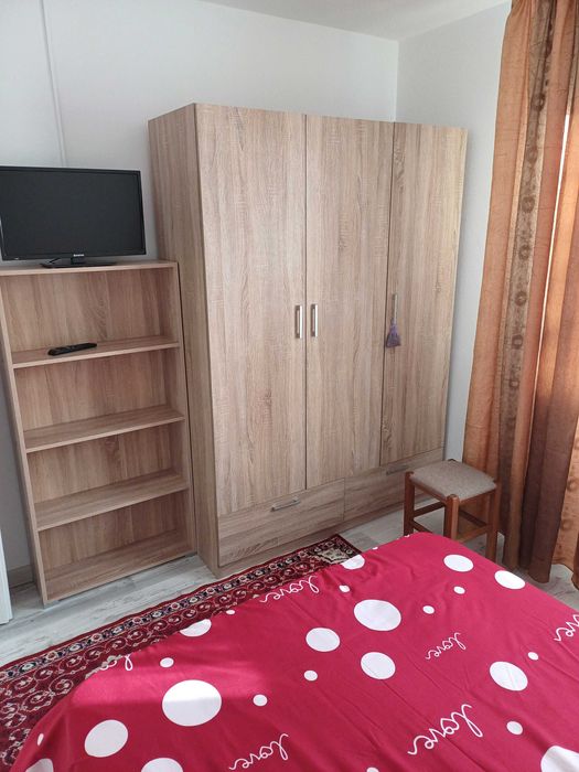 Inchiriez apartament 2 camere recent renovat si utilat