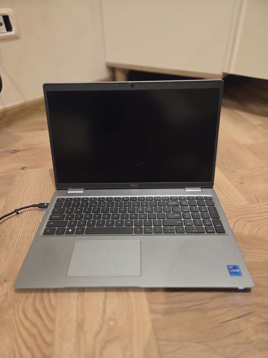 Dell Latitude 5520 – i7-1185G7 / 16GB RAM / SSD 512GB NVMe / 15.6" FHD