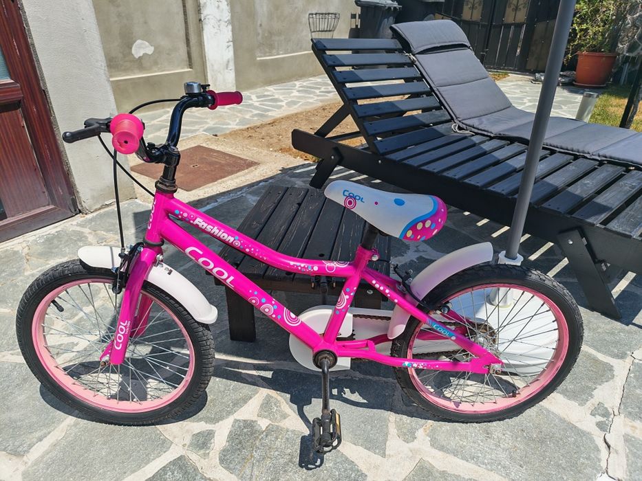 Bicicleta pt fete 7-11ani