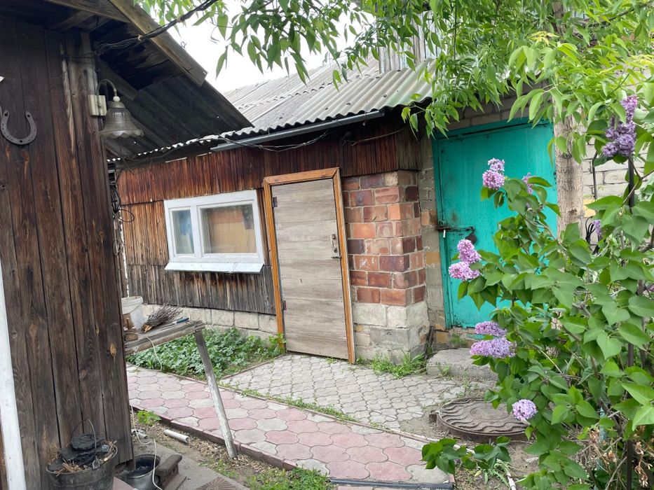 Продам часть  дома