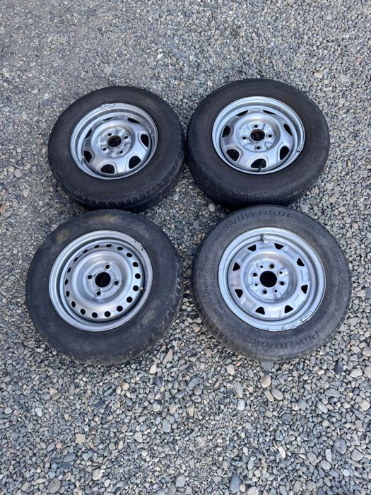 Продам на р 13 комплект дисков с резиной