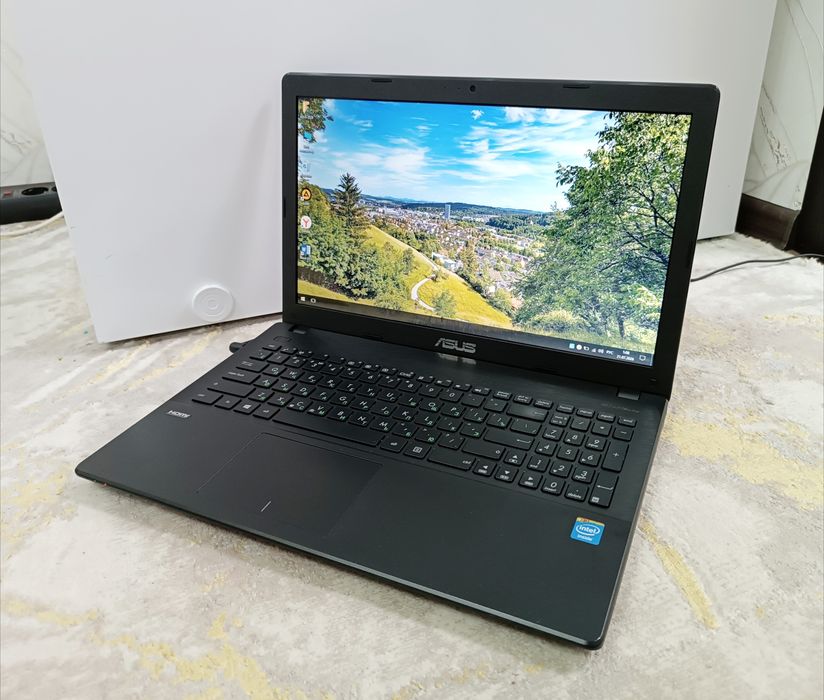 Ноутбук ASUS Black Microsoft office.