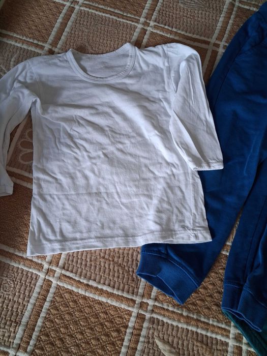 Дрехи за момче запазени