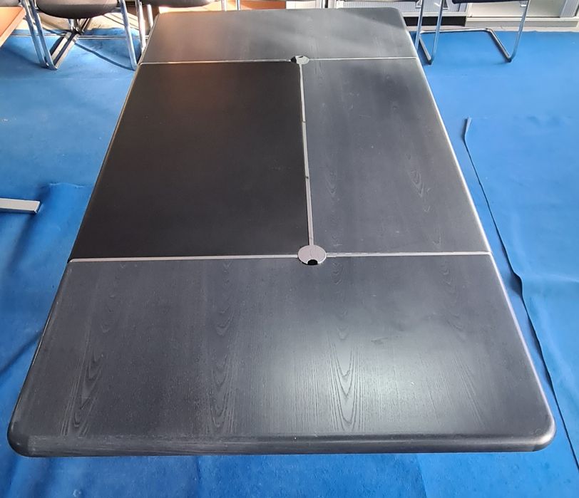 Немска конферетна и посетителска маса за дова и офиса оборудване