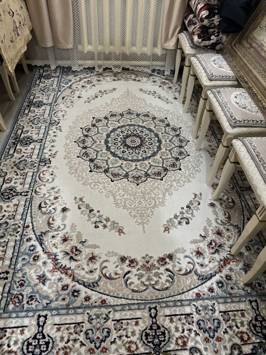 Продаются ковры в хорошем состоянии