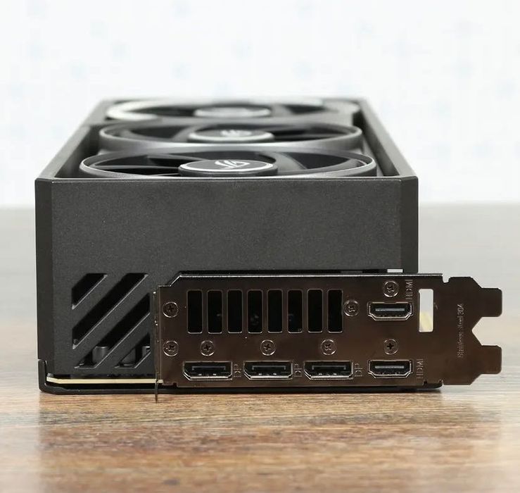 ROG Astral RTX5080 Graphics card OC 16GB