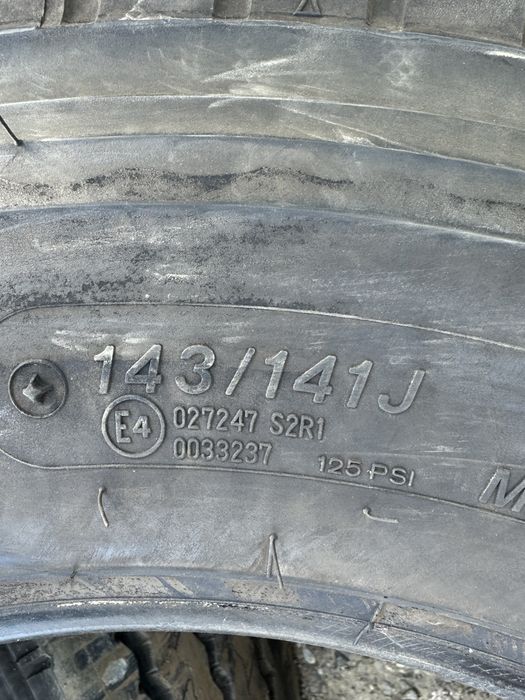 265/70R19,5 Bridgestone.