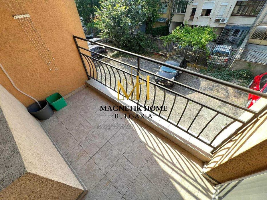 Дава се под наем Двустаен апартамент в Бургас, Възраждане - 70 кв.м за 408 € - Снимка #6