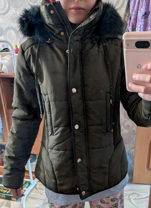 Продаю зимнюю куртку